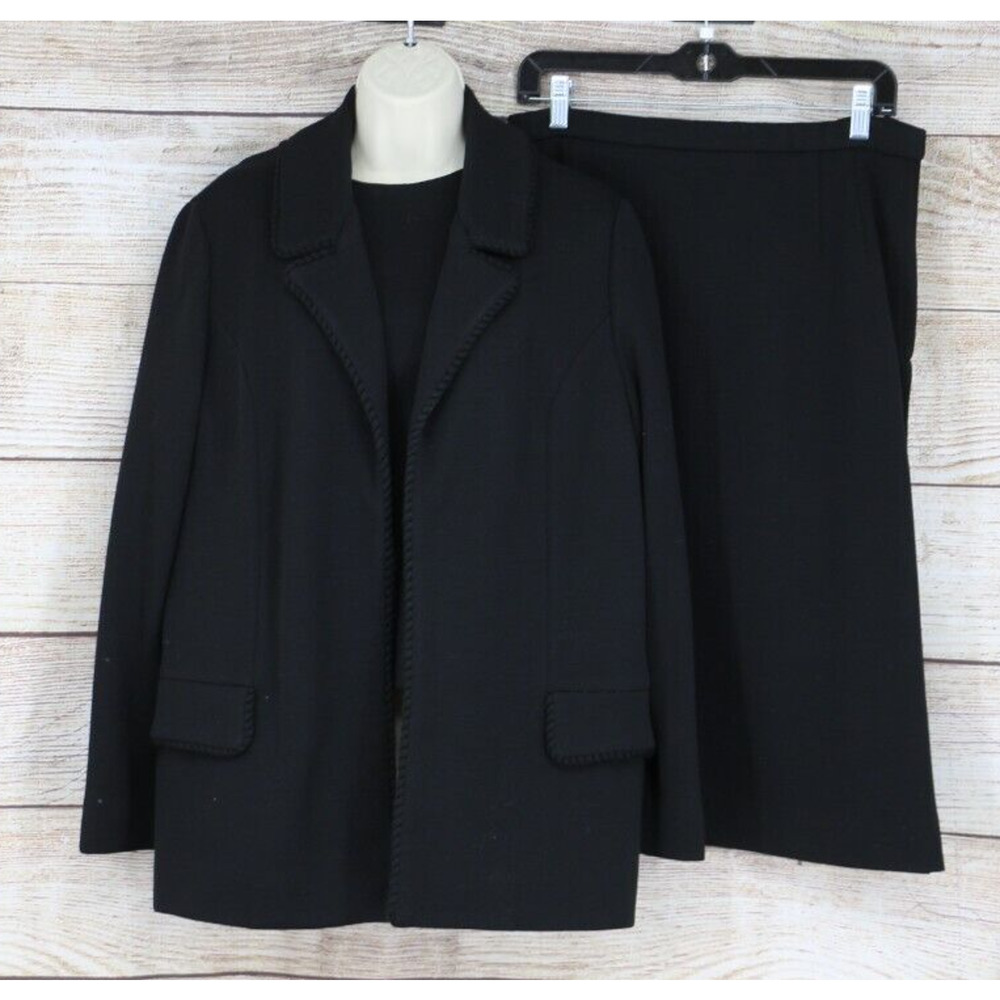 Betty Rose Stevens Vintage Wool Knit Jacket Skirt Suit Set